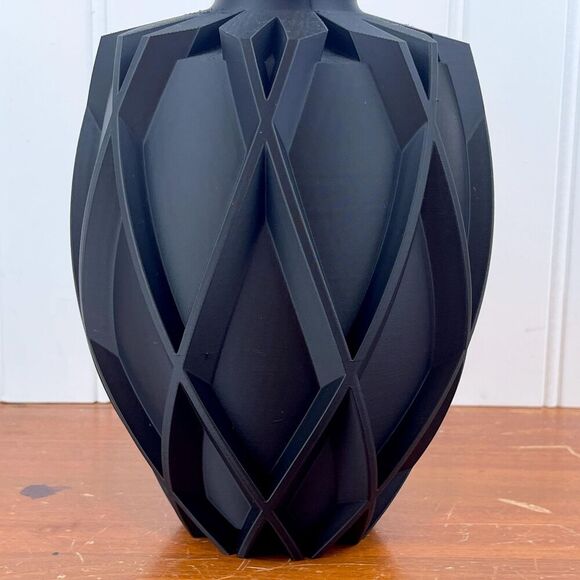 Modern Vase, The Jari Vase, Flower Vase, Bookshelf Table Decor - Picture 4 of 10